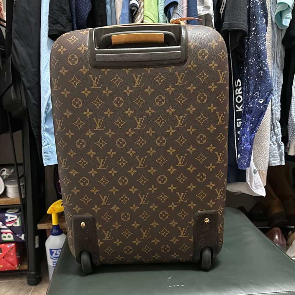 Louis Vuitton suitcase - Picture 7 of 14